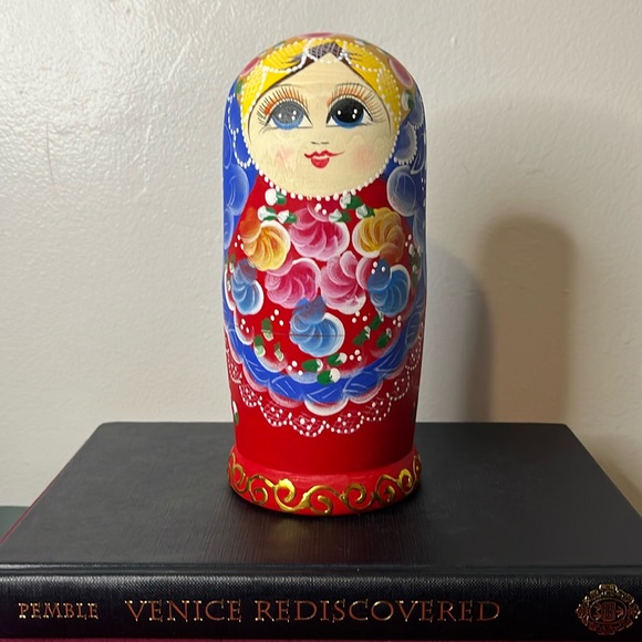 Matryoshka Handmade Wooden Traditional Russian 7 Piece Nesting Stacking Dolls - Picture 14 of 14